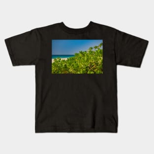 Beautiful tropical beach scenery Kids T-Shirt